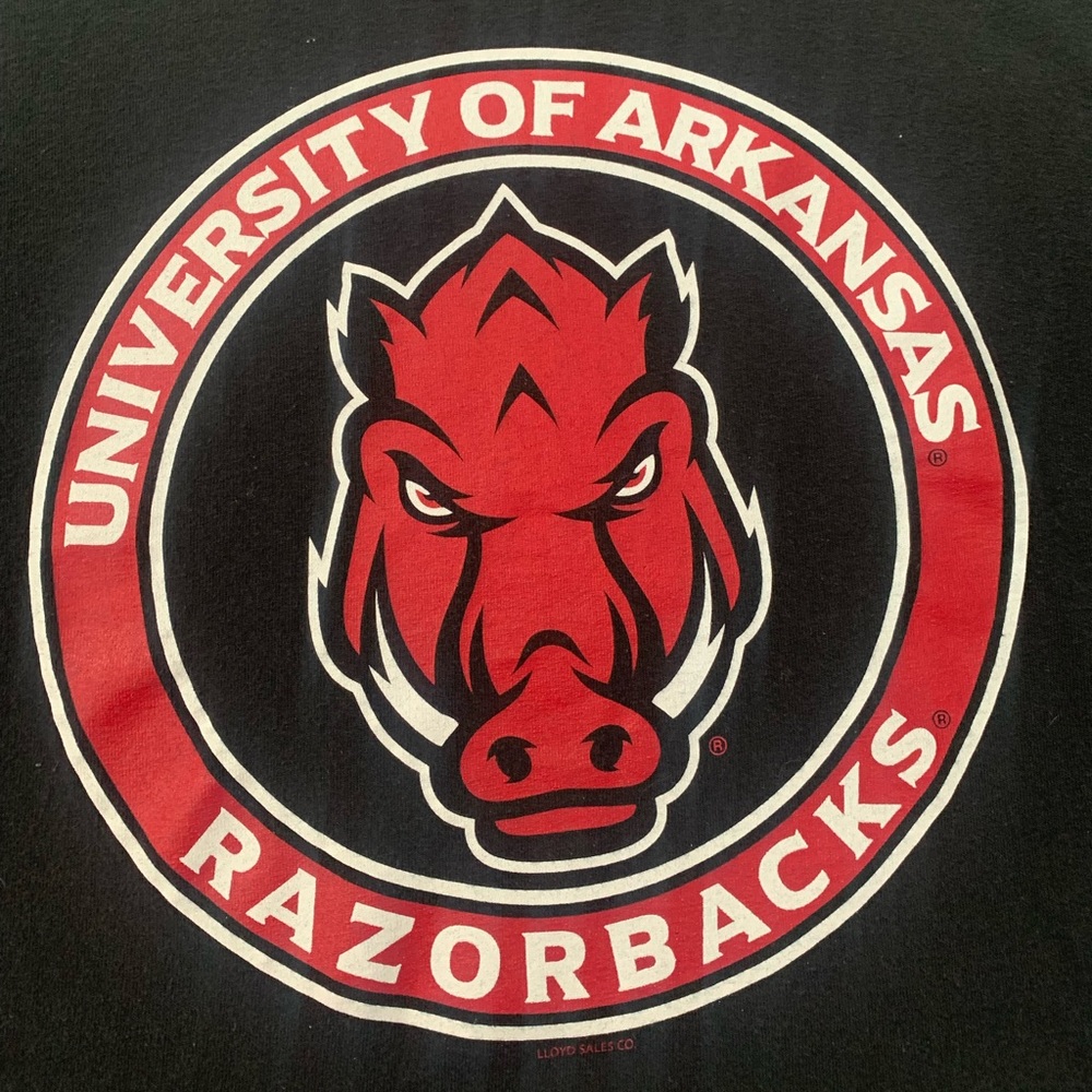 Arkansas Razorbacks Tshirt - Picture 2 of 4
